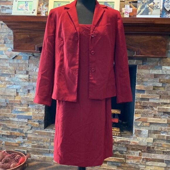 Karen Scott Dresses & Skirts - KAREN Scott Two Piece Dress Suit